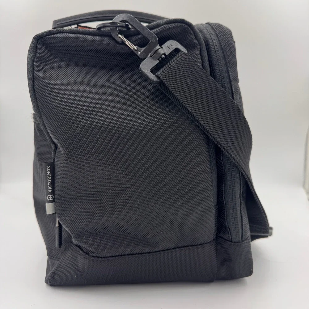 Victorinox werks traveler